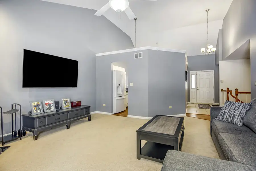 2714 Lake Side Circle, Joliet, IL 60431 - Image #3