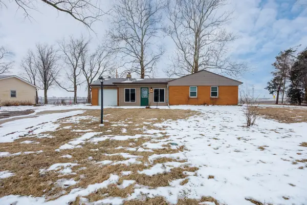 8428 N Shirlane Street, Shirley, IL 61772