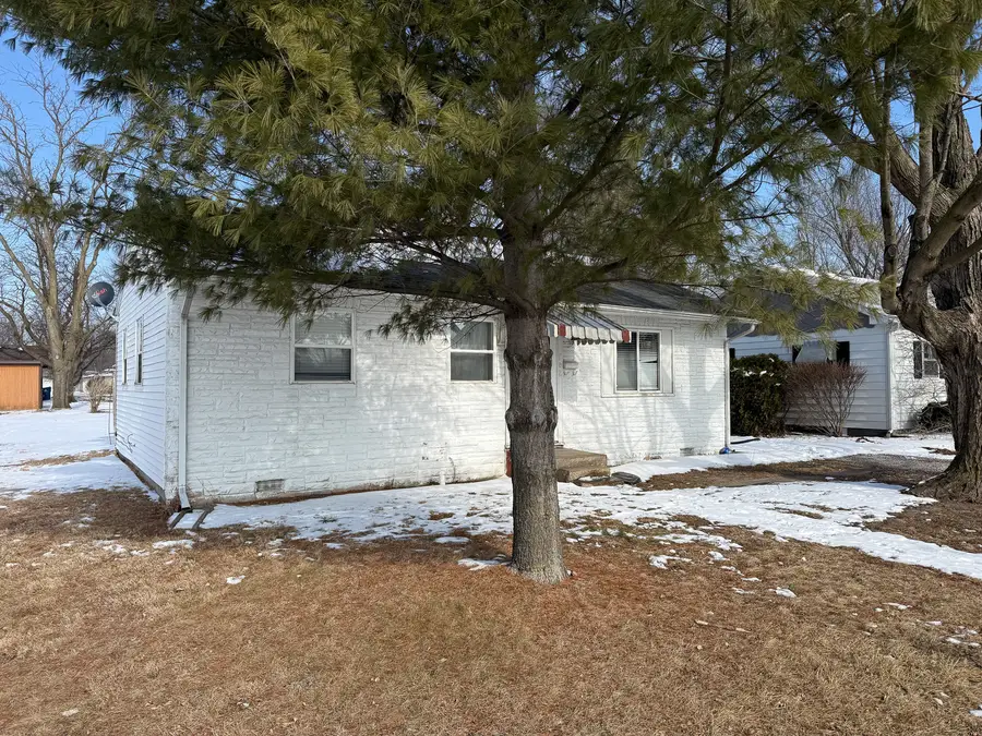 702 E Oak Street, Watseka, IL 60970 - Image #2