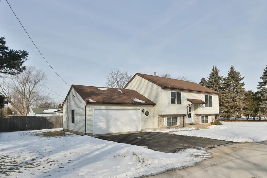 100 Barberry Drive, Crystal Lake, IL 60014 - #2