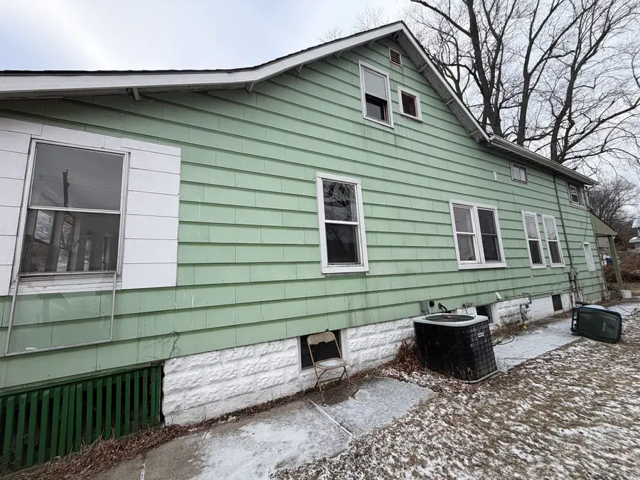 118 4th Street, Silvis, IL 61282 - Image #2