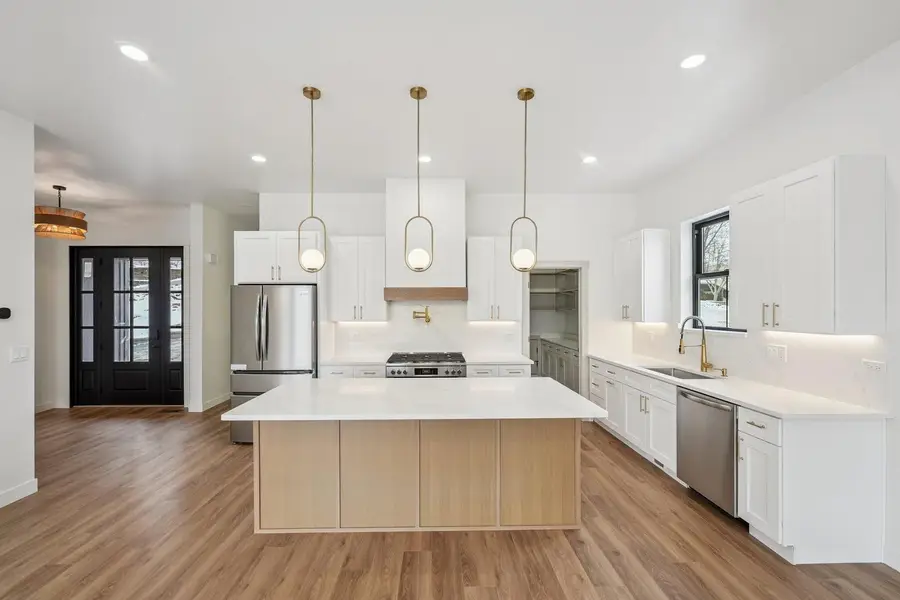 298 Apache Trail, Lake In The Hills, IL 60156 - #3