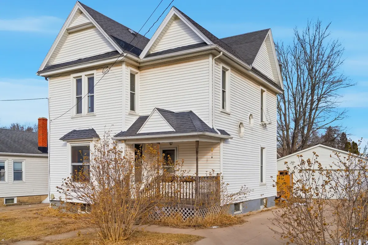 1507 W 9th Street, Dixon, IL 61021 - #1