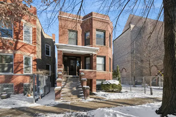 1049 N Oakley Boulevard, Chicago, IL 60622