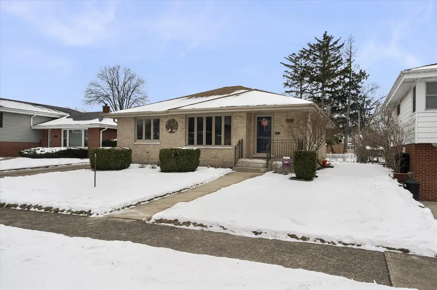 878 S Parkside Avenue, Elmhurst, IL 60126 - #2