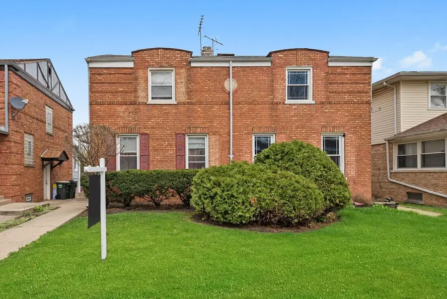 429 Geneva Avenue, Bellwood, IL 60104 - #2