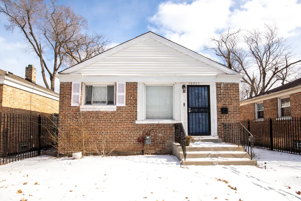 10005 S Calhoun Avenue, Chicago, IL 60617 - #1