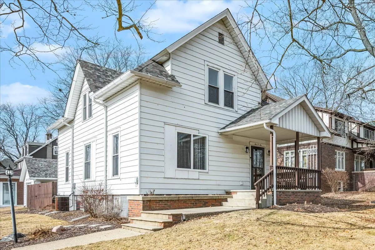 606 S Main Street, Eureka, IL 61530 - #1