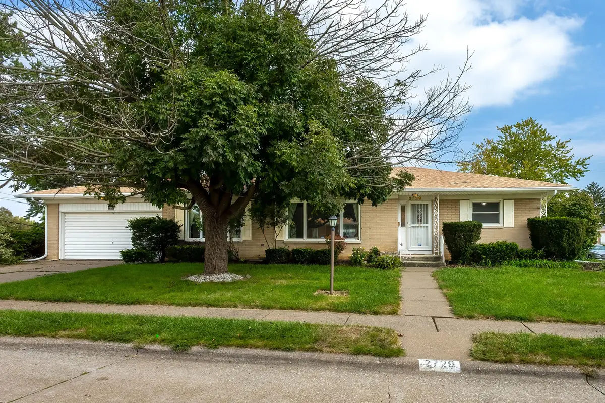 2729 Fillmore Street, Davenport, IA 52804 - #1