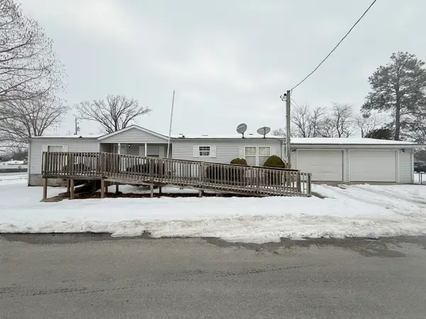 410 W Mable Street, Harrisburg, IL 62946