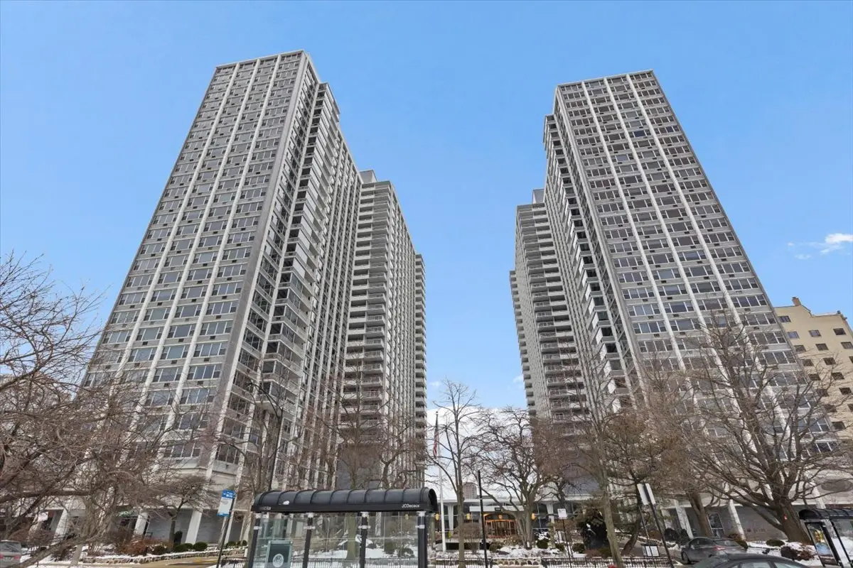 4250 N Marine Drive #906, Chicago, IL 60613 - #1