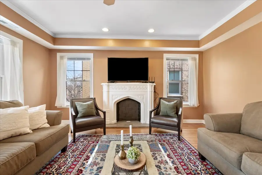 820 Dobson Street #3E, Evanston, IL 60202 - #2