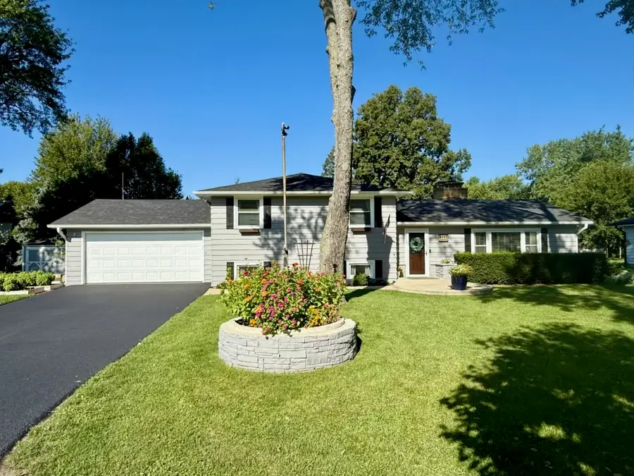 515 Roberts Lane, Batavia, IL 60510 - #2