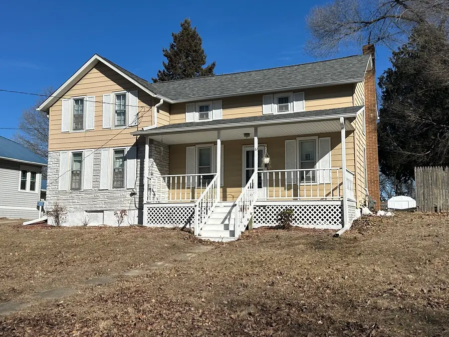 624 W Lincolnway Road, Morrison, IL 61270 - #2