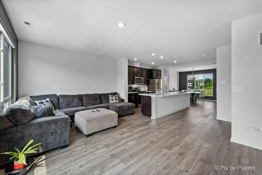 2333 Alumni Drive, Schaumburg, IL 60173 - #3