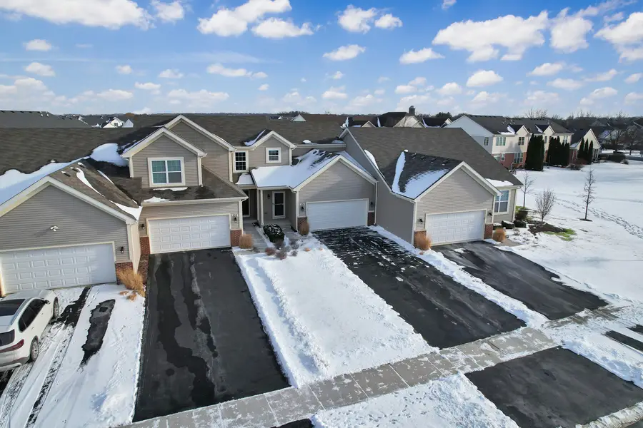 204 Dorset Avenue, Oswego, IL 60543 - Image #3