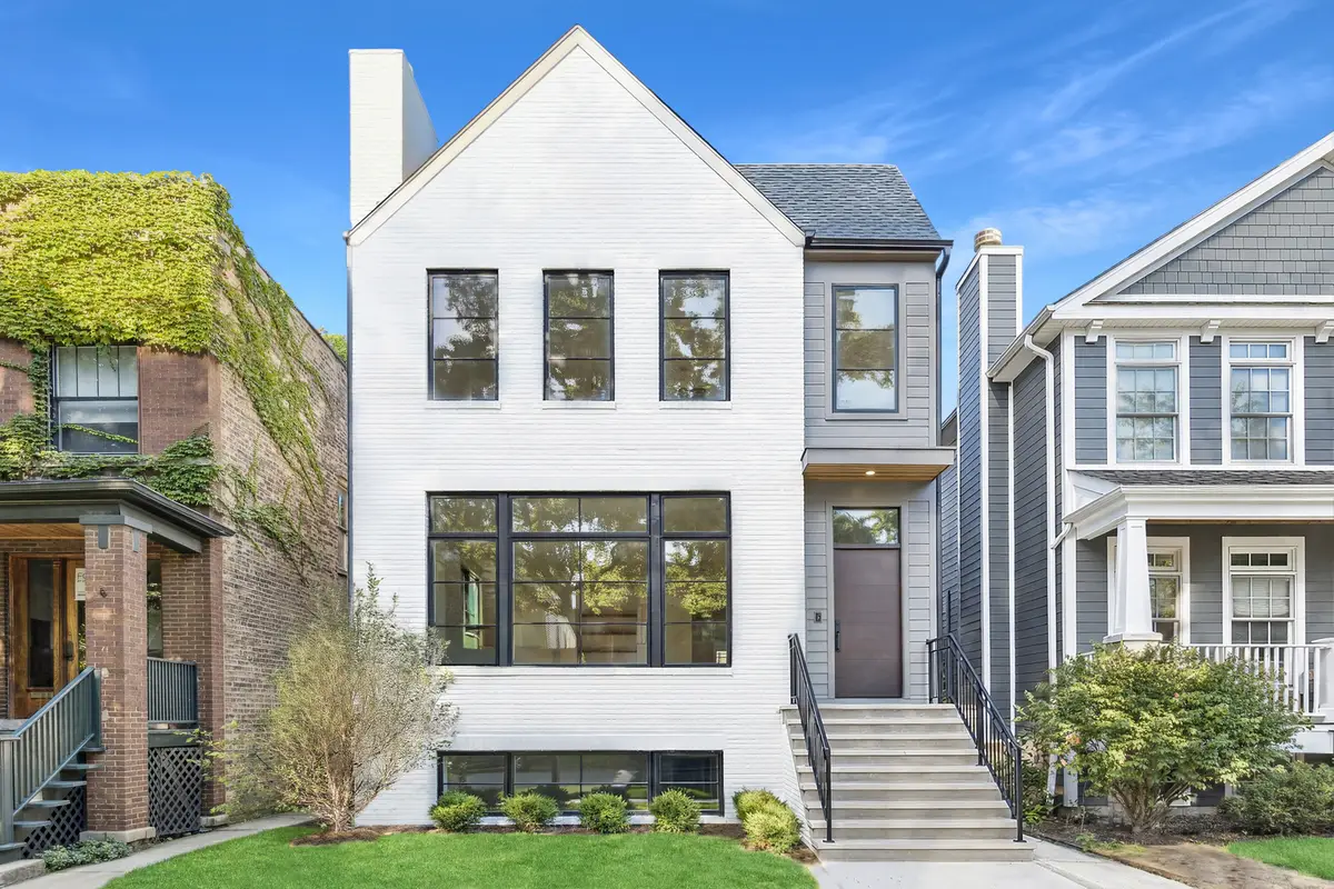 3846 N Bell Avenue, Chicago, IL 60618 - #1