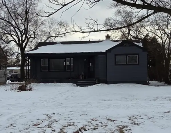 70 E 150th Street, Harvey, IL 60426