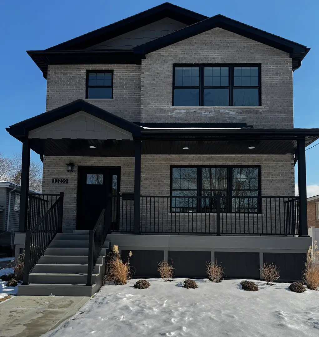 11239 S Saint Louis Avenue, Chicago, IL 60655 - Image #1