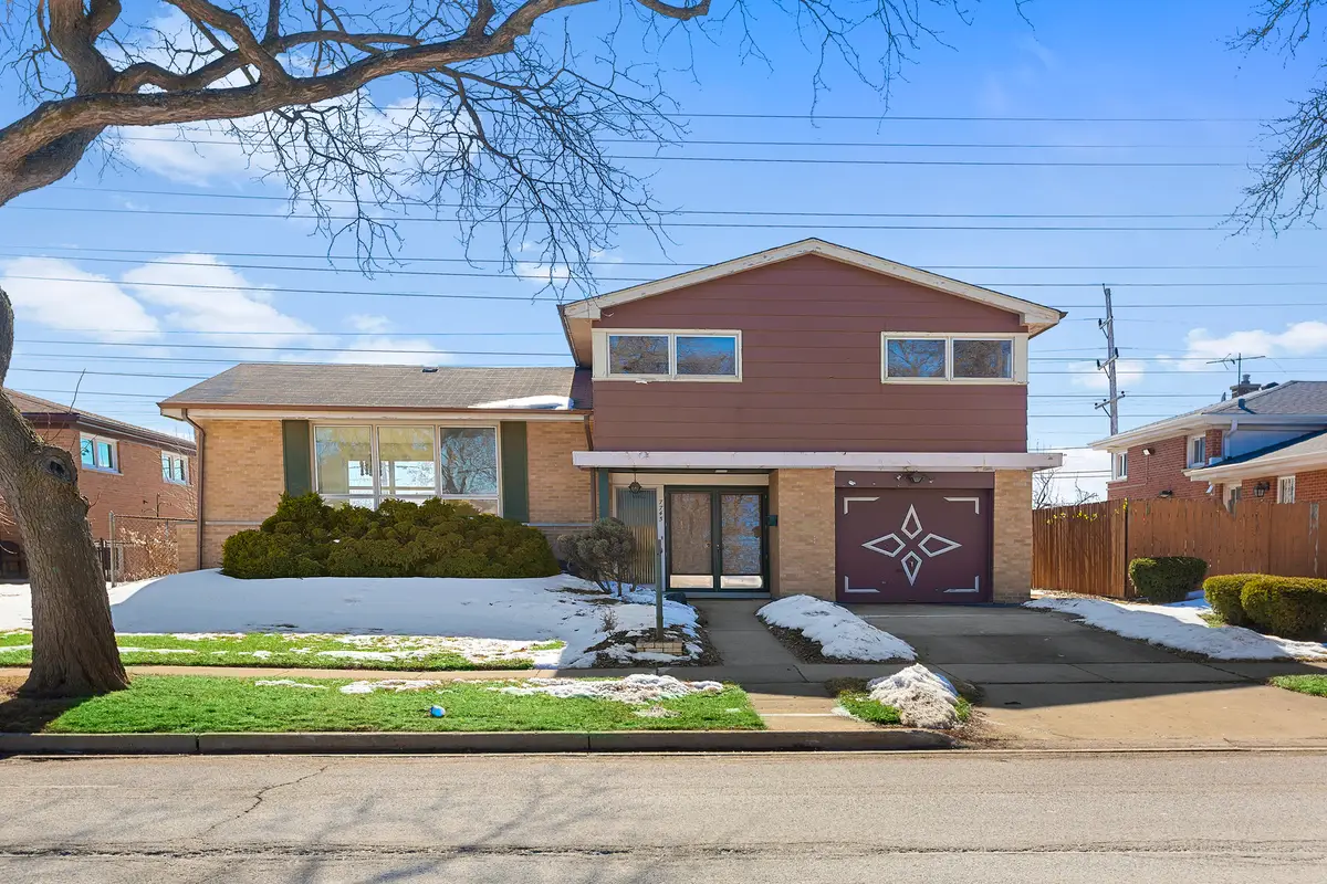 7745 Beckwith Road, Morton Grove, IL 60053 - #1