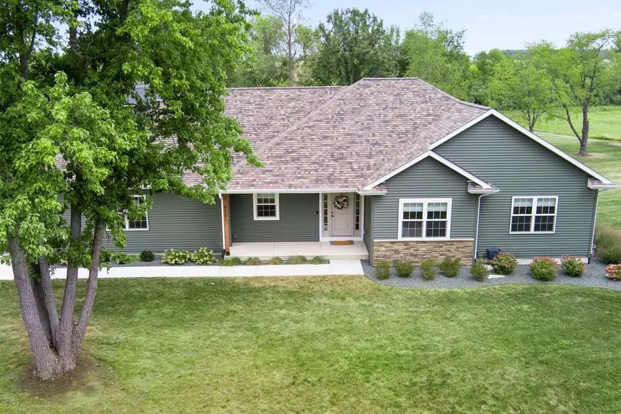 6551 S Westwood Avenue, Rochelle, IL 61068 - #2