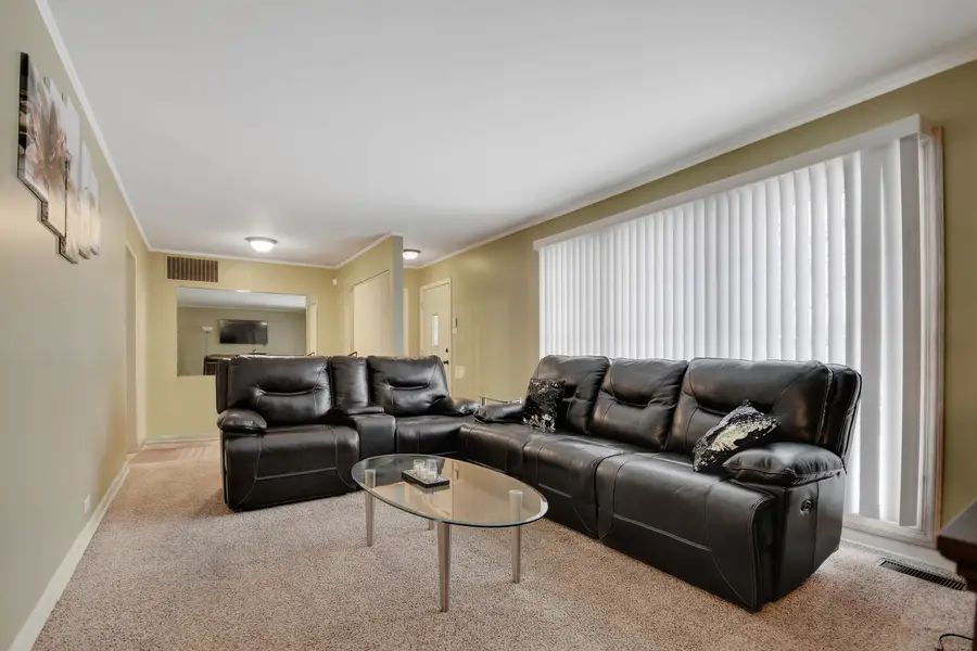 314 Windsor Street, Park Forest, IL 60466 - #3