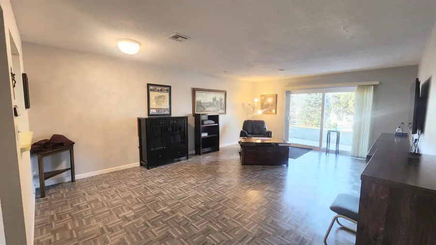 1360 Kimberly Ridge Road #111, Bettendorf, IA 52722 - #2