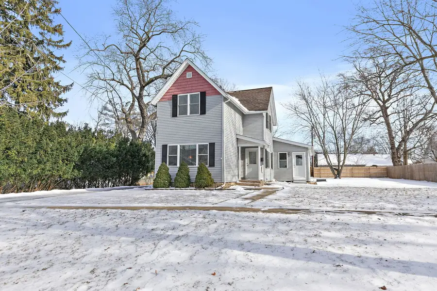 227 2nd Street, Crystal Lake, IL 60014 - #2