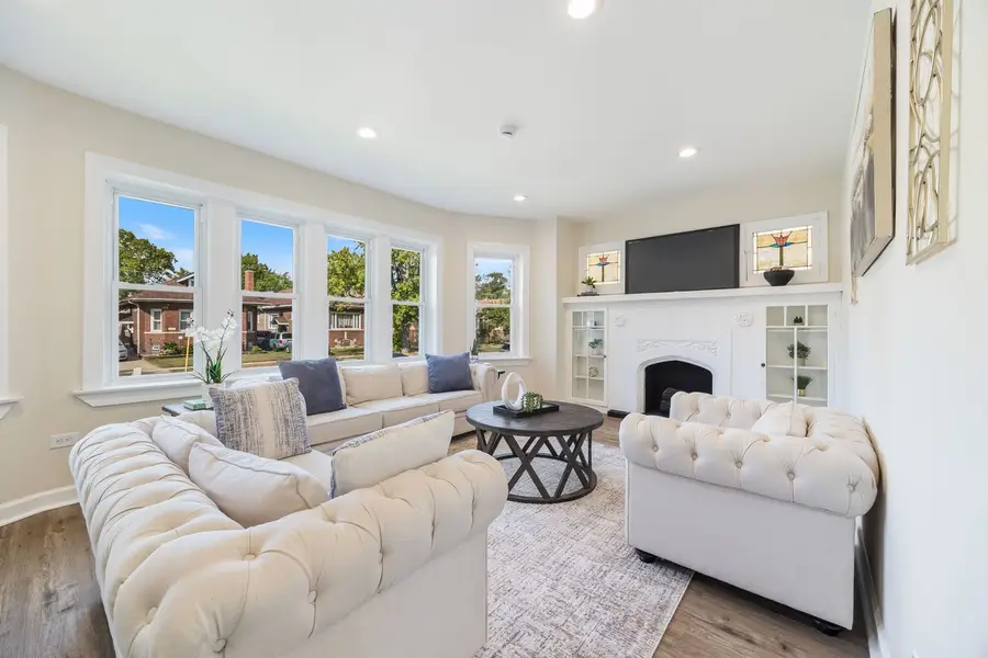 8429 S Dante Avenue, Chicago, IL 60619 - #2