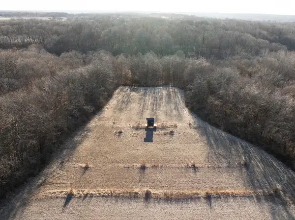 00 1250 North Avenue, Tiskilwa, IL 61368