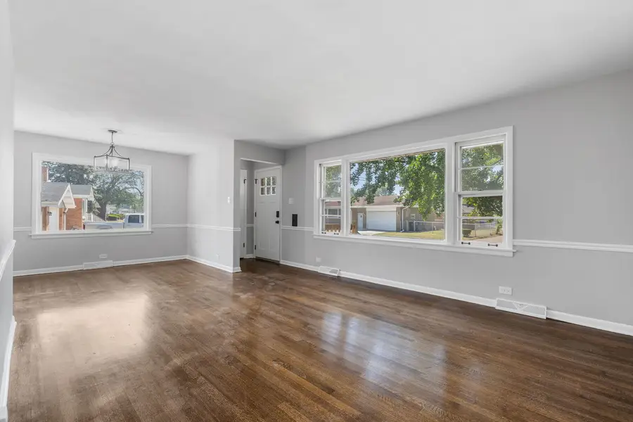 1006 E 163rd Street, South Holland, IL 60473 - #3