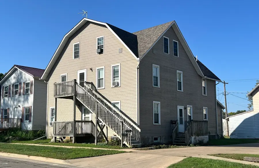 318 North Main Street, Maquoketa, IA 52060 - Image #2