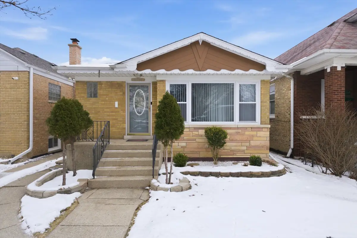 3351 N Nagle Avenue, Chicago, IL 60634 - Image #1