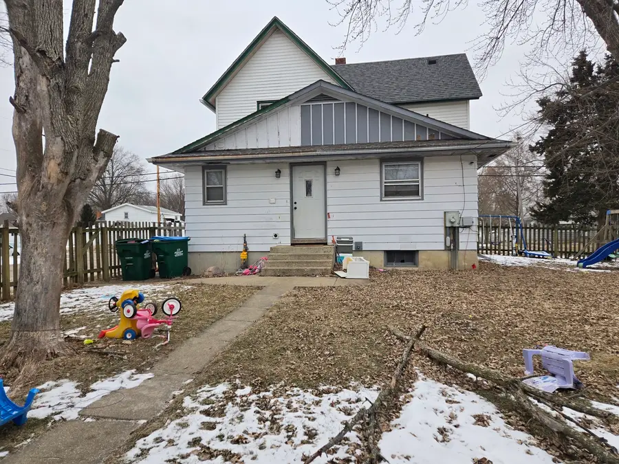 501 E Colden Street, Polo, IL 61064 - #2