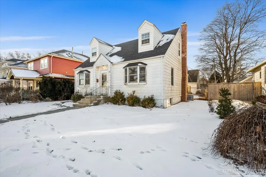 412 Richards Street, Geneva, IL 60134 - #2