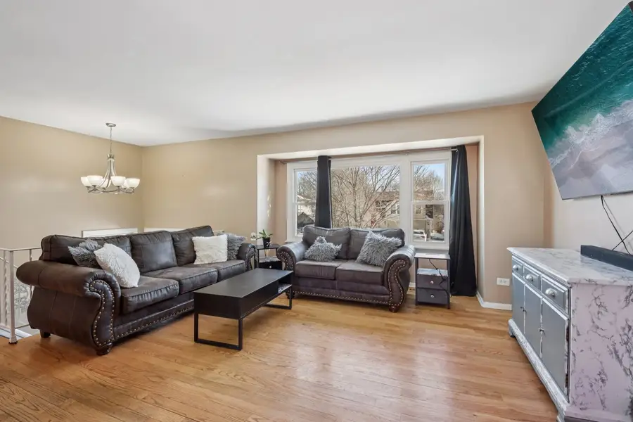 7290 Gladiola Avenue, Hanover Park, IL 60133 - Image #3