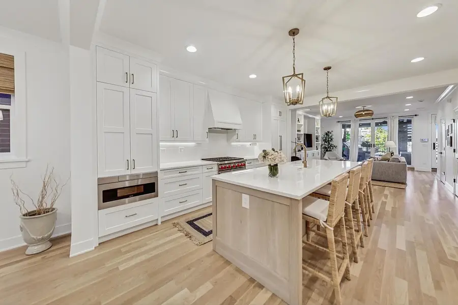 1509 W School Street #1, Chicago, IL 60657 - Image #2