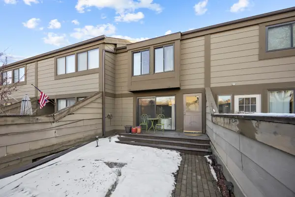 142 Aberdeen Court, Geneva, IL 60134