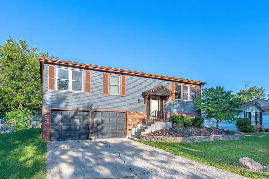 20052 S Sycamore Drive, Frankfort, IL 60423 - Image #2