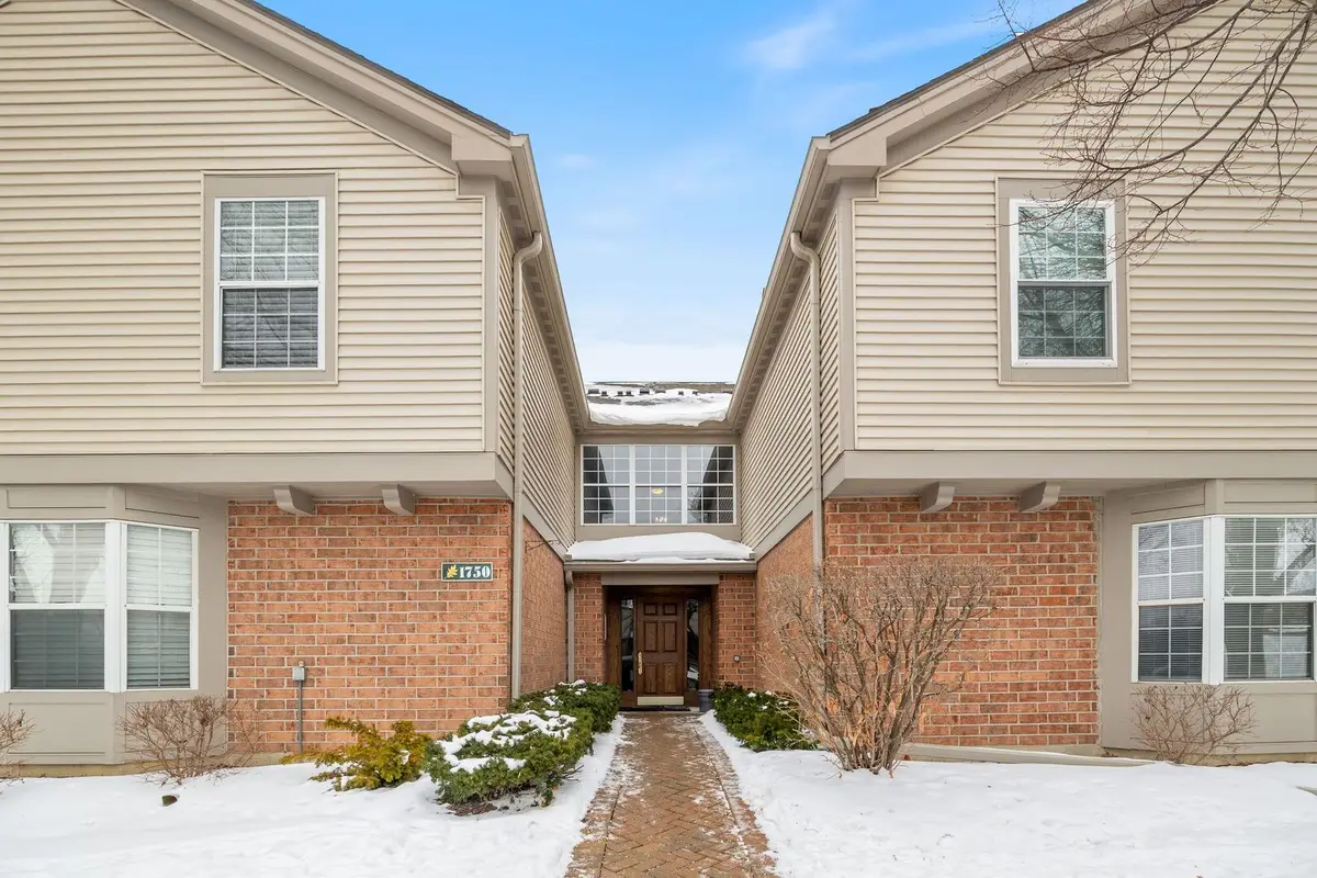 1750 Sleepy Hollow Court #3, Schaumburg, IL 60195 - Image #1