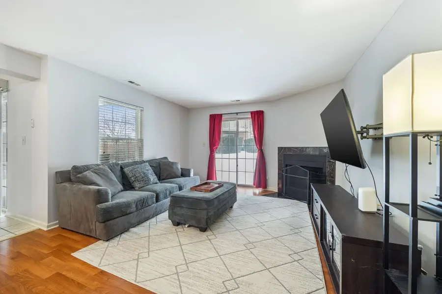 1750 Sleepy Hollow Court #3, Schaumburg, IL 60195 - Image #3