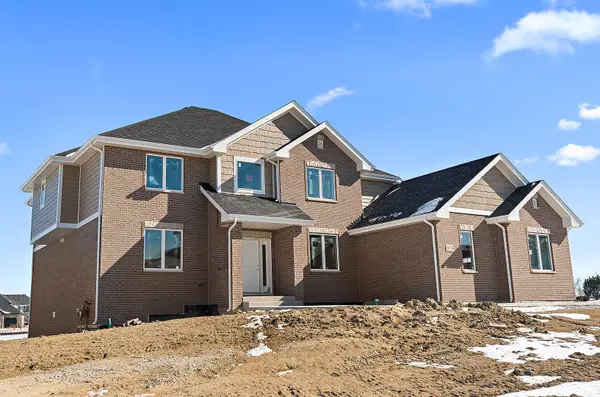 8178 S Stanley Trail, Frankfort, IL 60423