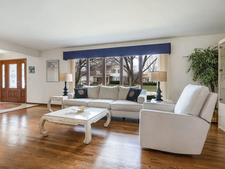 1407 Wesley Court, Westmont, IL 60559 - #2