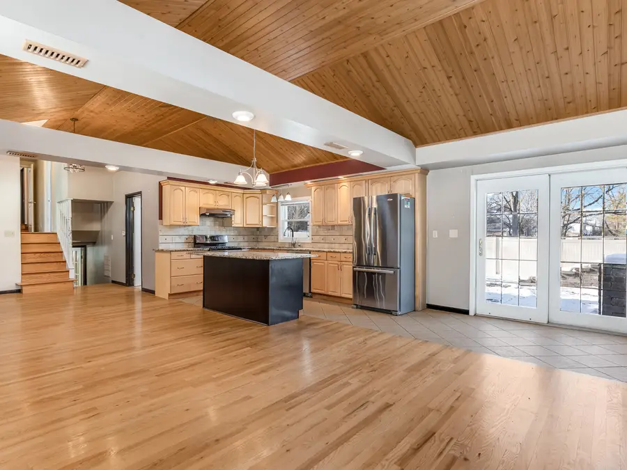 25216 River Road, Lake Barrington, IL 60010 - #2