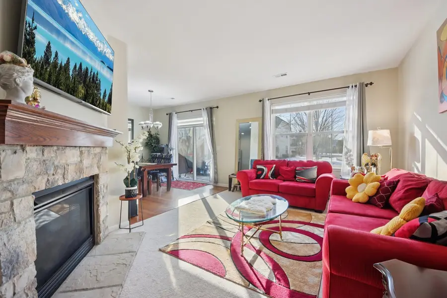 424 Acushnet Street, Elgin, IL 60124 - #2