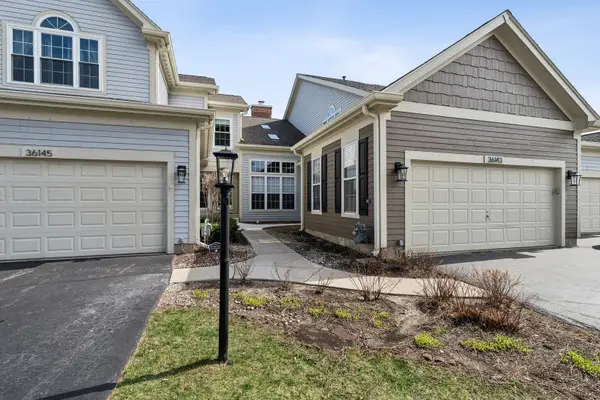 36143 N Springbrook Lane, Gurnee, IL 60031