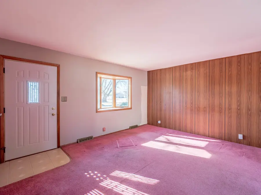 901 Garfield Drive, Rochelle, IL 61068 - #3