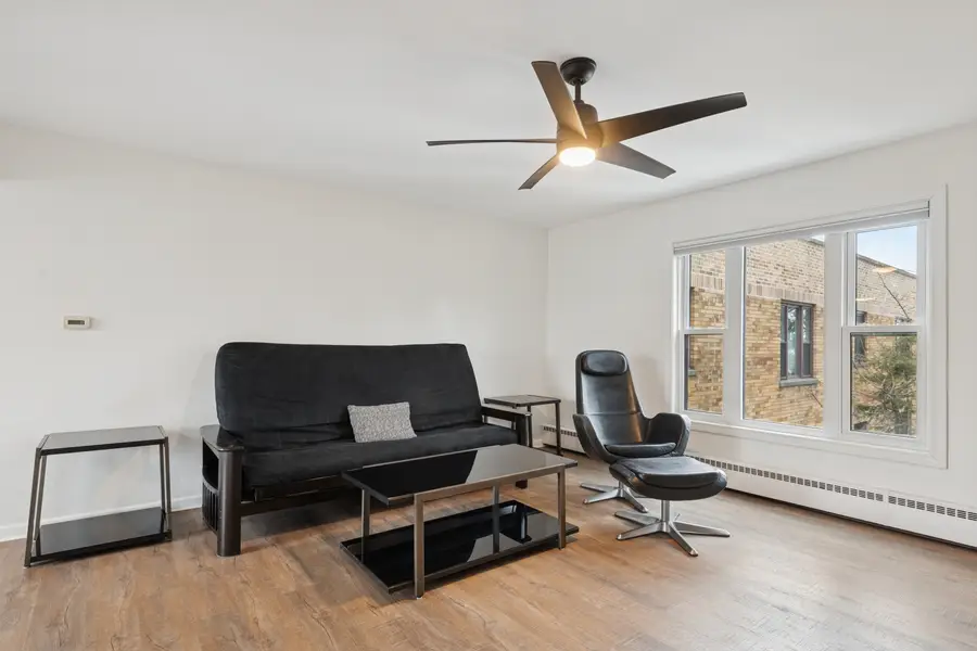 1535 Monroe Avenue #3, River Forest, IL 60305 - #3