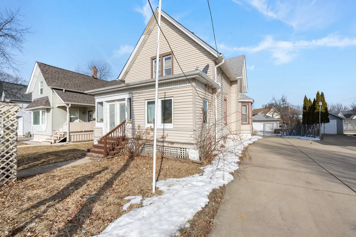 217 Prairie Street, Aurora, IL 60506 - Image #1
