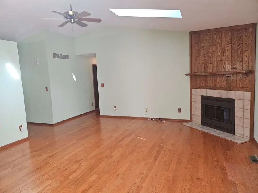 108 Sequoyah Court, Poplar Grove, IL 61065 - #3